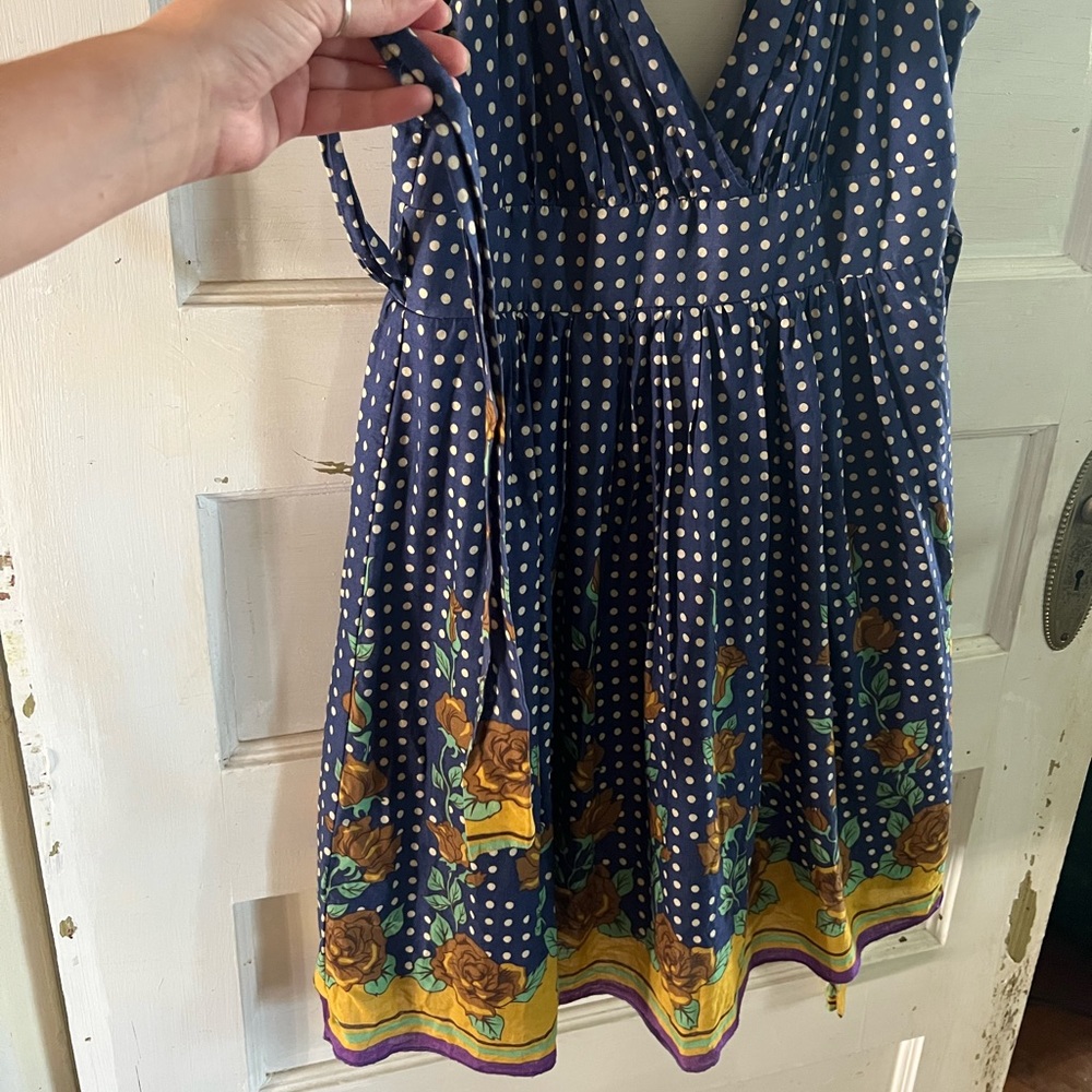 Navy polka dot dress with floral accents - Picture 3 of 6